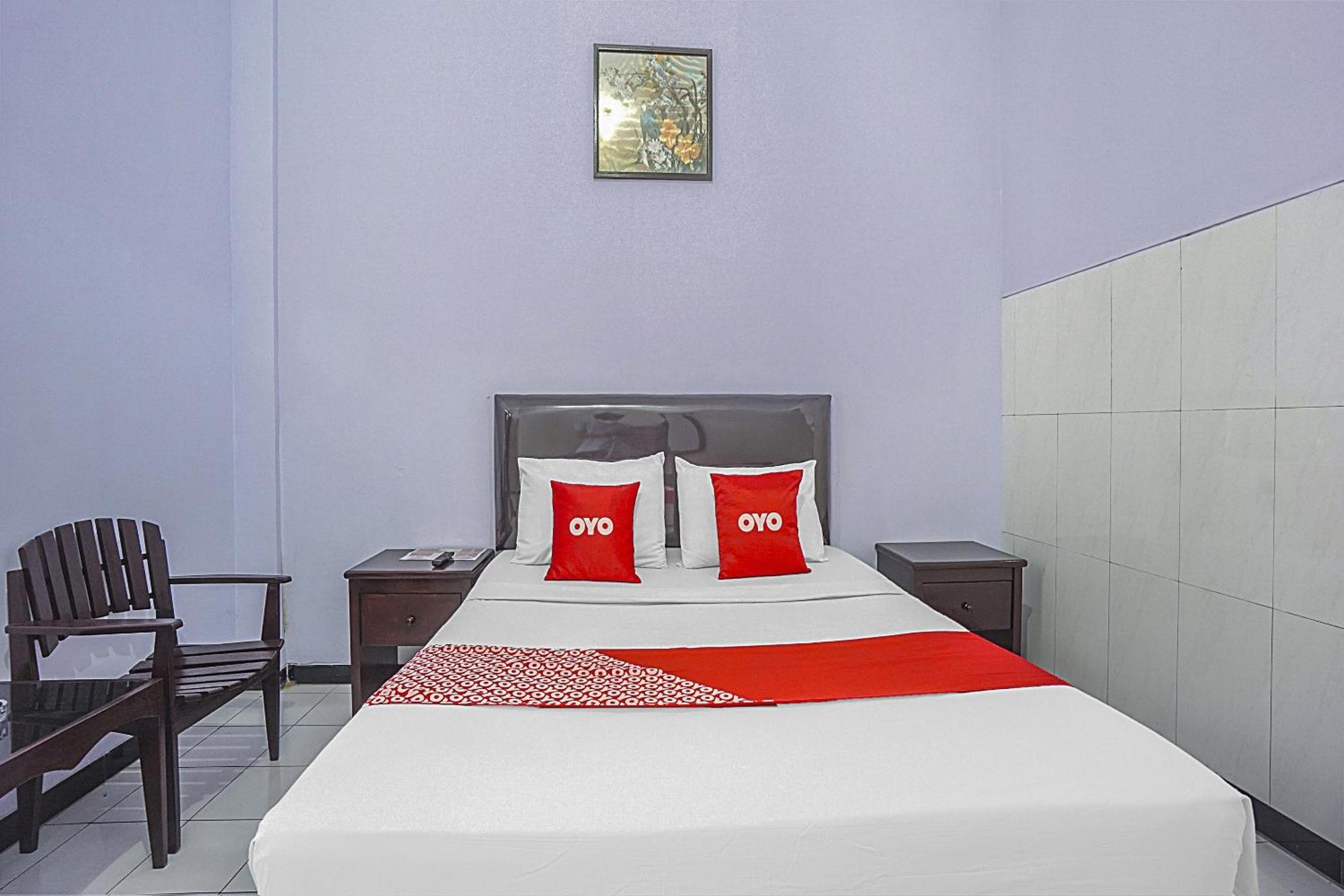 Oyo Life 90589 Palem Garden Hotel Tulungagung Bagian luar foto