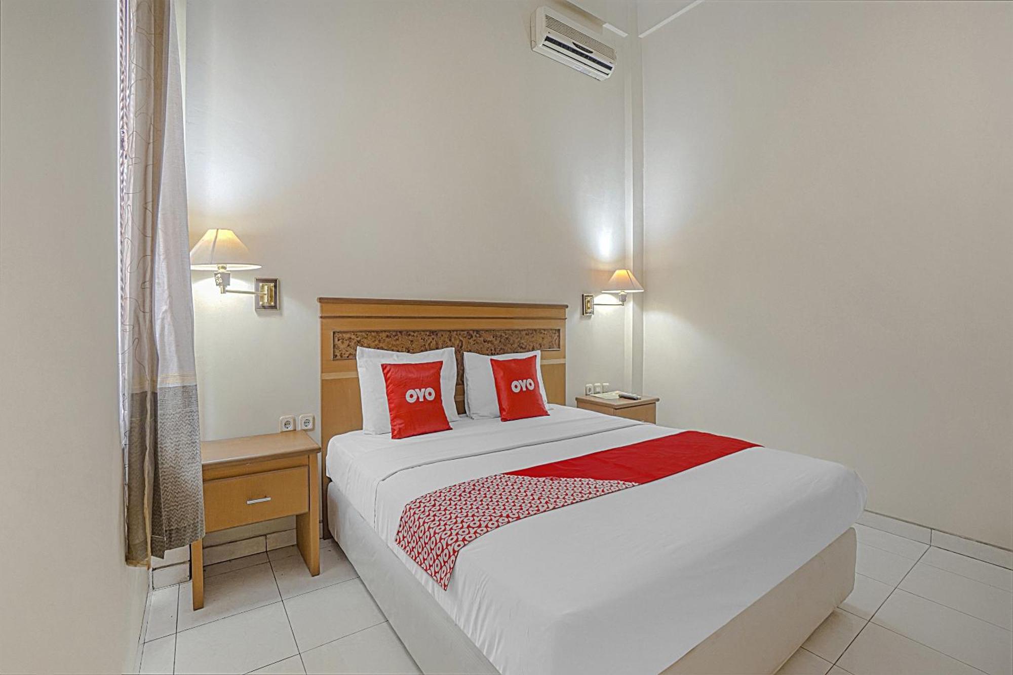 Oyo Life 90589 Palem Garden Hotel Tulungagung Bagian luar foto